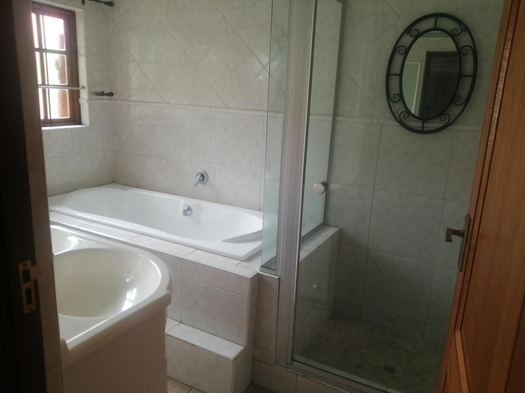 24 Onvrey Guest House Boksburg Ngoại thất bức ảnh