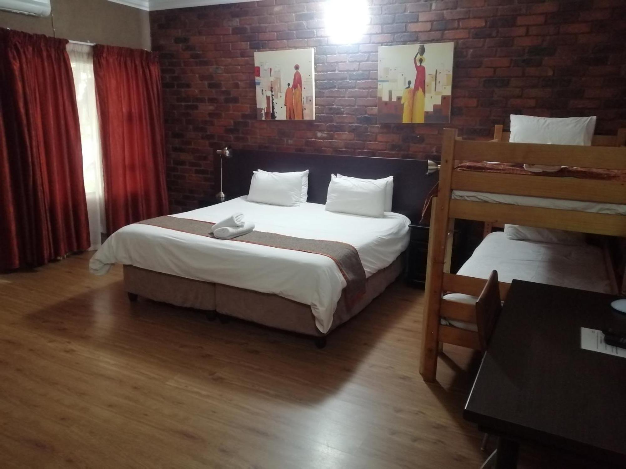 24 Onvrey Guest House Boksburg Ngoại thất bức ảnh