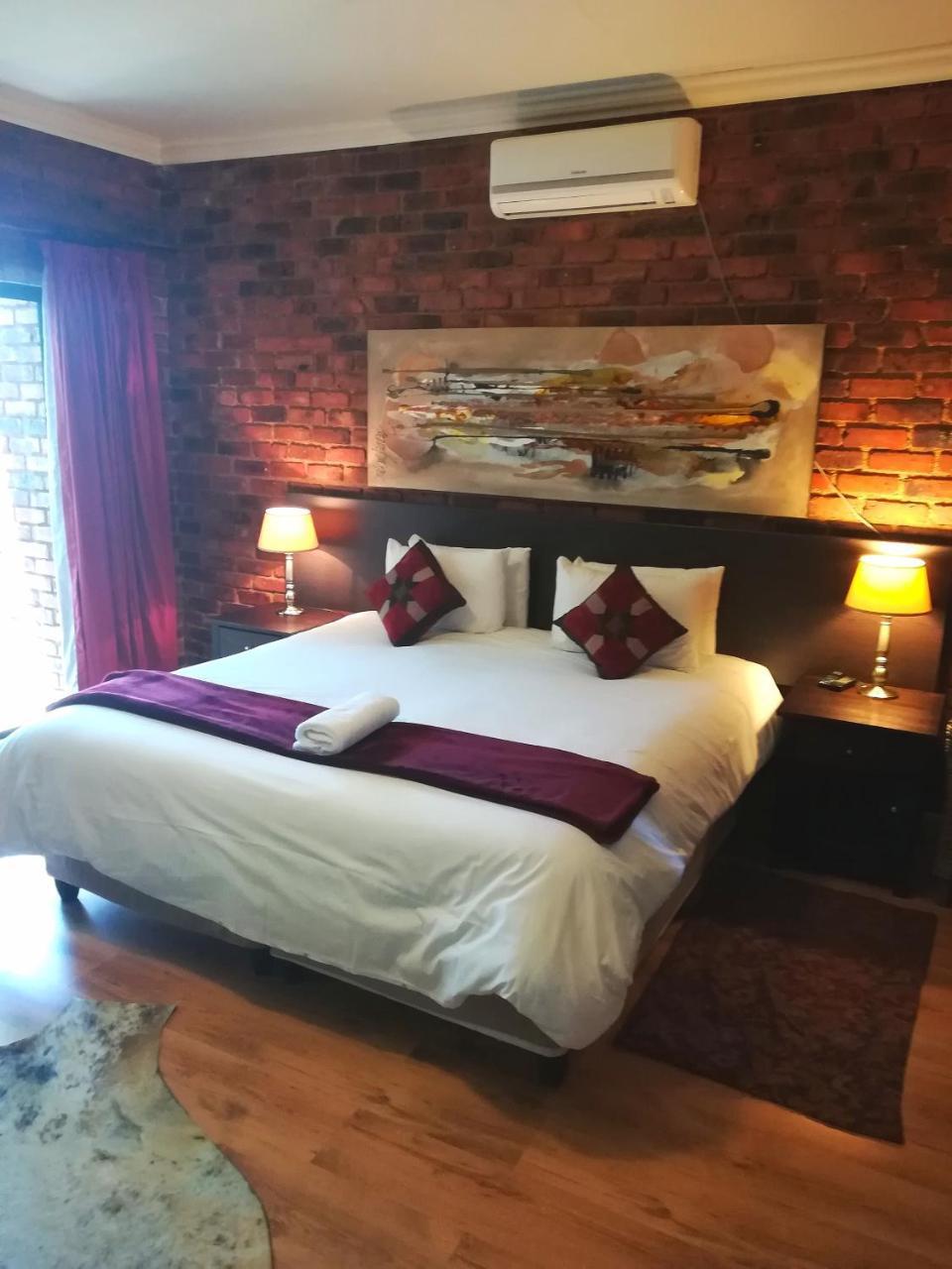 24 Onvrey Guest House Boksburg Ngoại thất bức ảnh