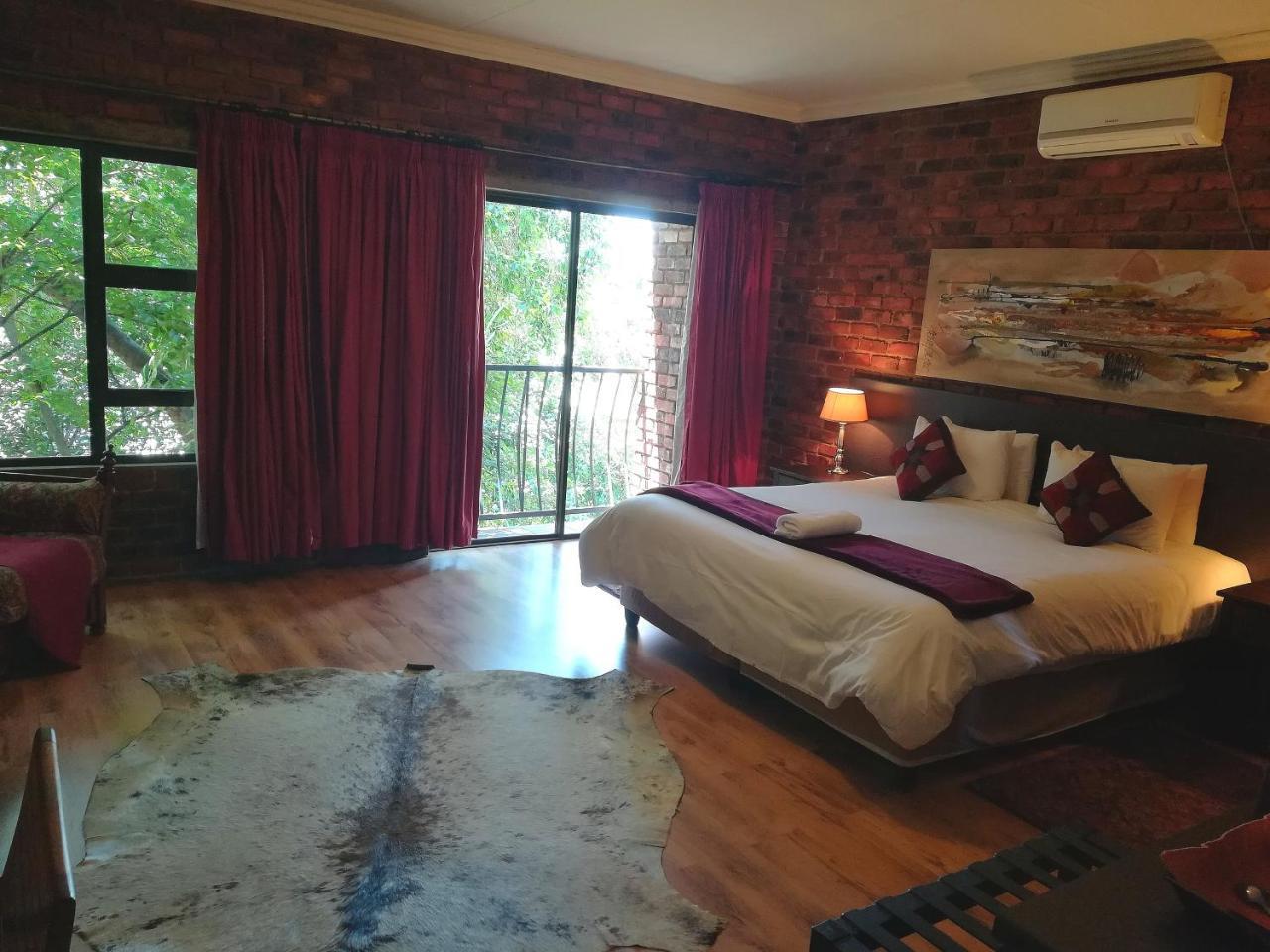 24 Onvrey Guest House Boksburg Ngoại thất bức ảnh