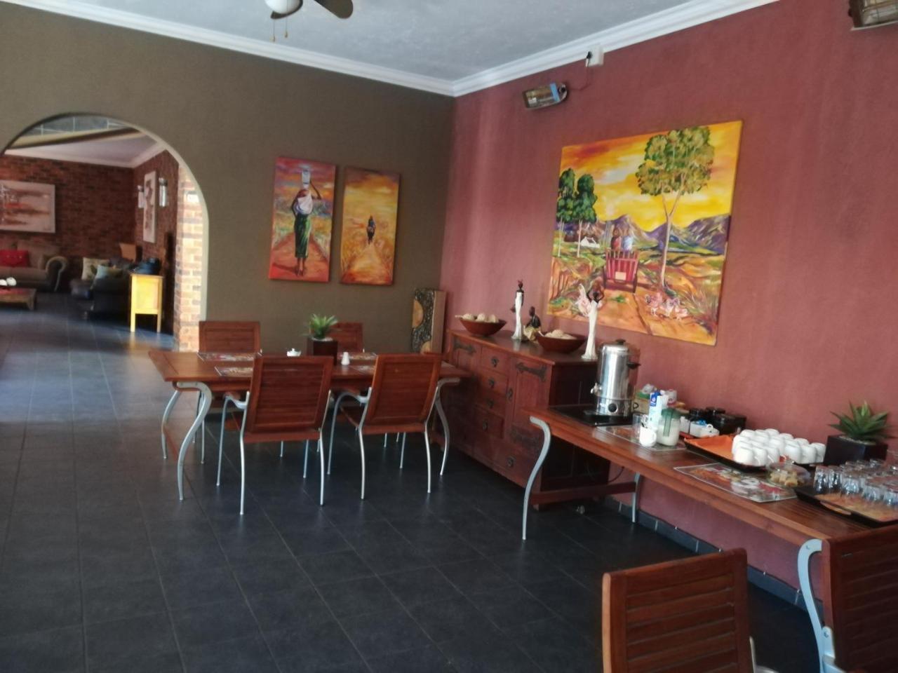 24 Onvrey Guest House Boksburg Ngoại thất bức ảnh