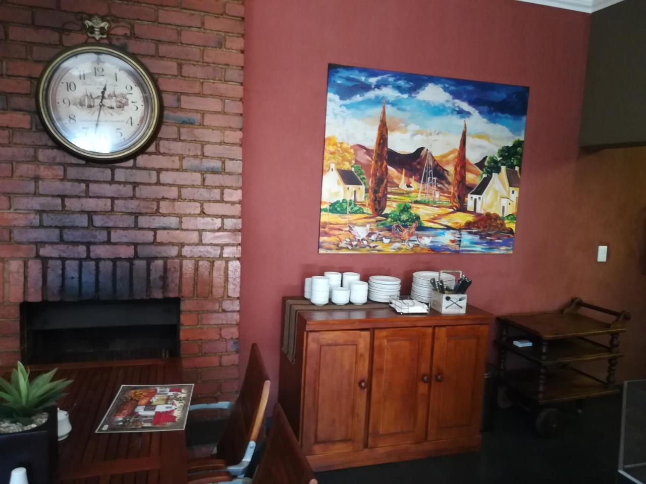 24 Onvrey Guest House Boksburg Ngoại thất bức ảnh